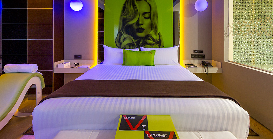 JUNIOR SUITE