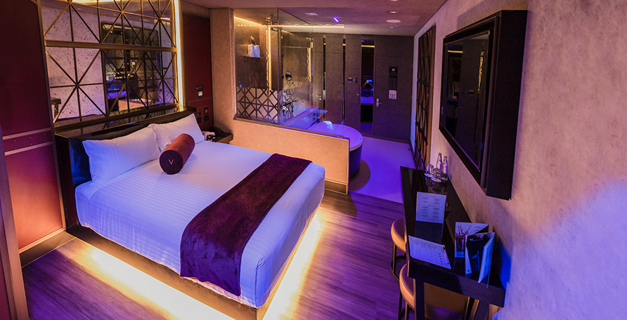 JUNIOR SUITE